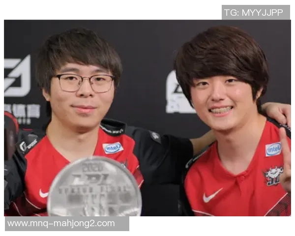 高校联赛积分榜V5战队以90分稳居第一名展现强大实力实时新闻